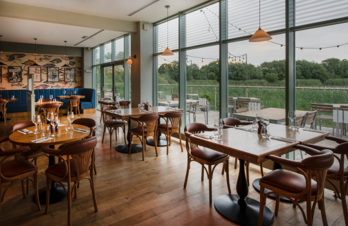 De Vere Cotswold Water Park restaurant'
